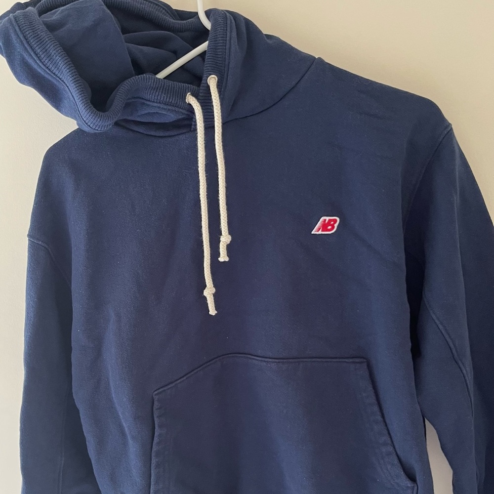 New Balance Men’s Small Hoodie